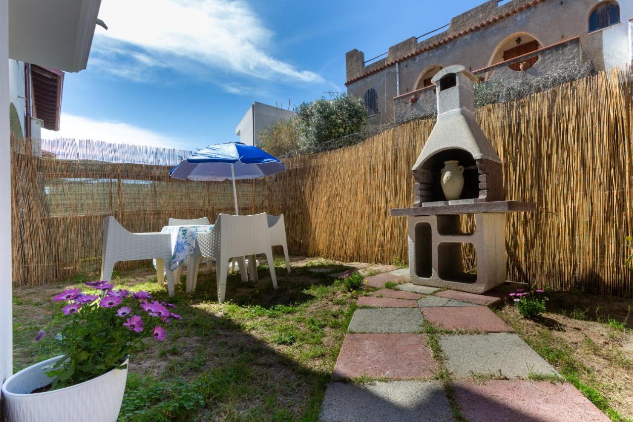 Residence Fior Di Sulcis Calasetta Exterior foto