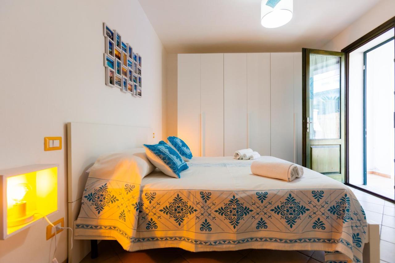 Residence Fior Di Sulcis Calasetta Exterior foto