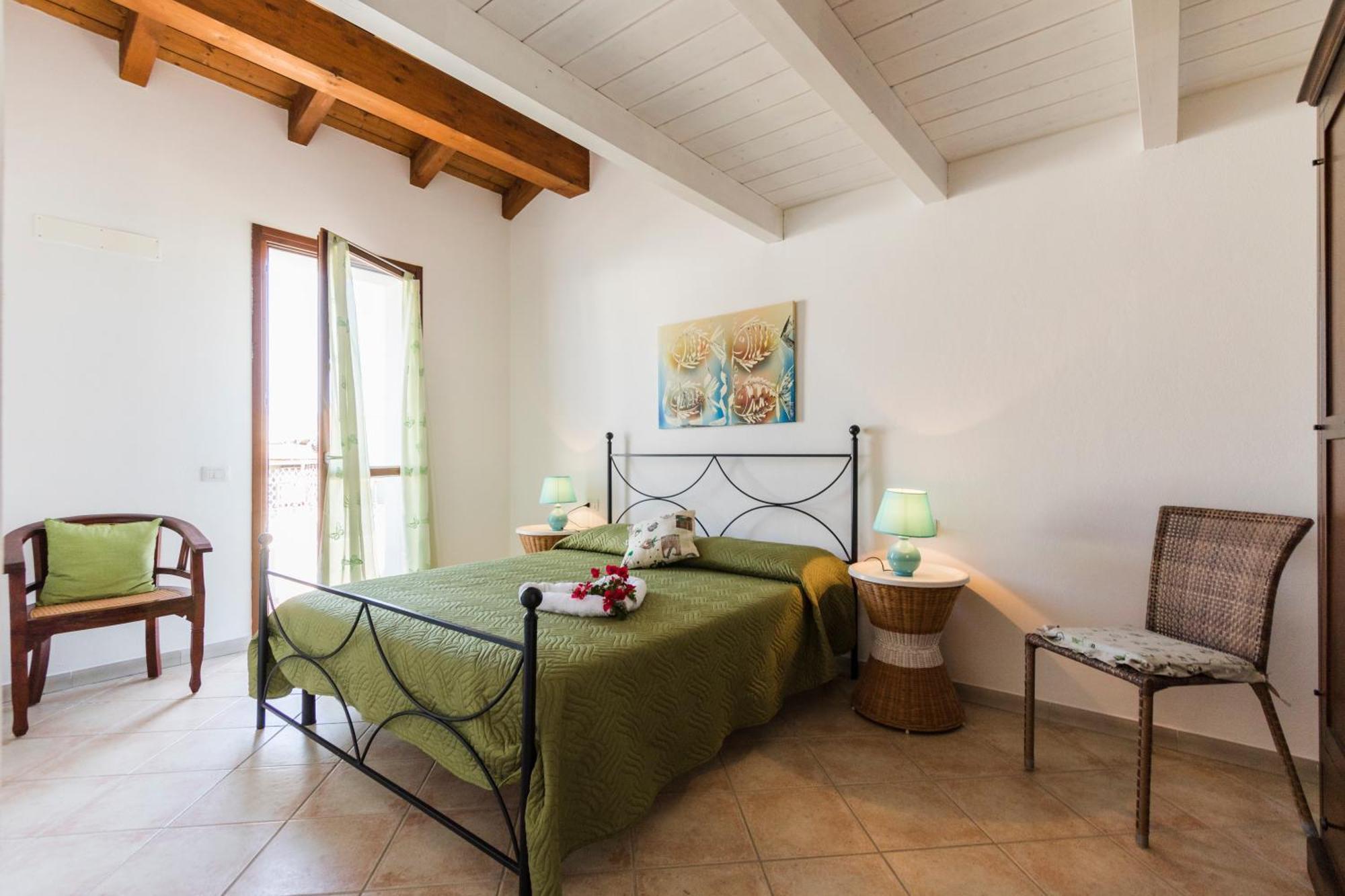 Residence Fior Di Sulcis Calasetta Exterior foto